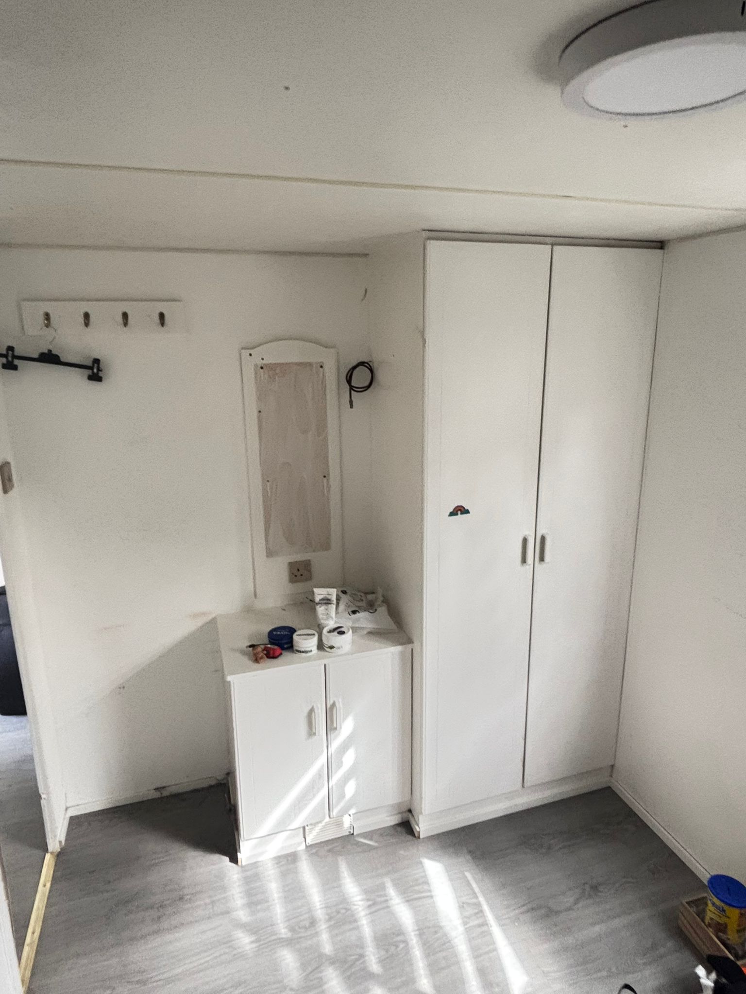 Mobile Home de 48 m² totalmente equipada con 3 habitaciones y baño completo (VALENCIA) miniatura 6