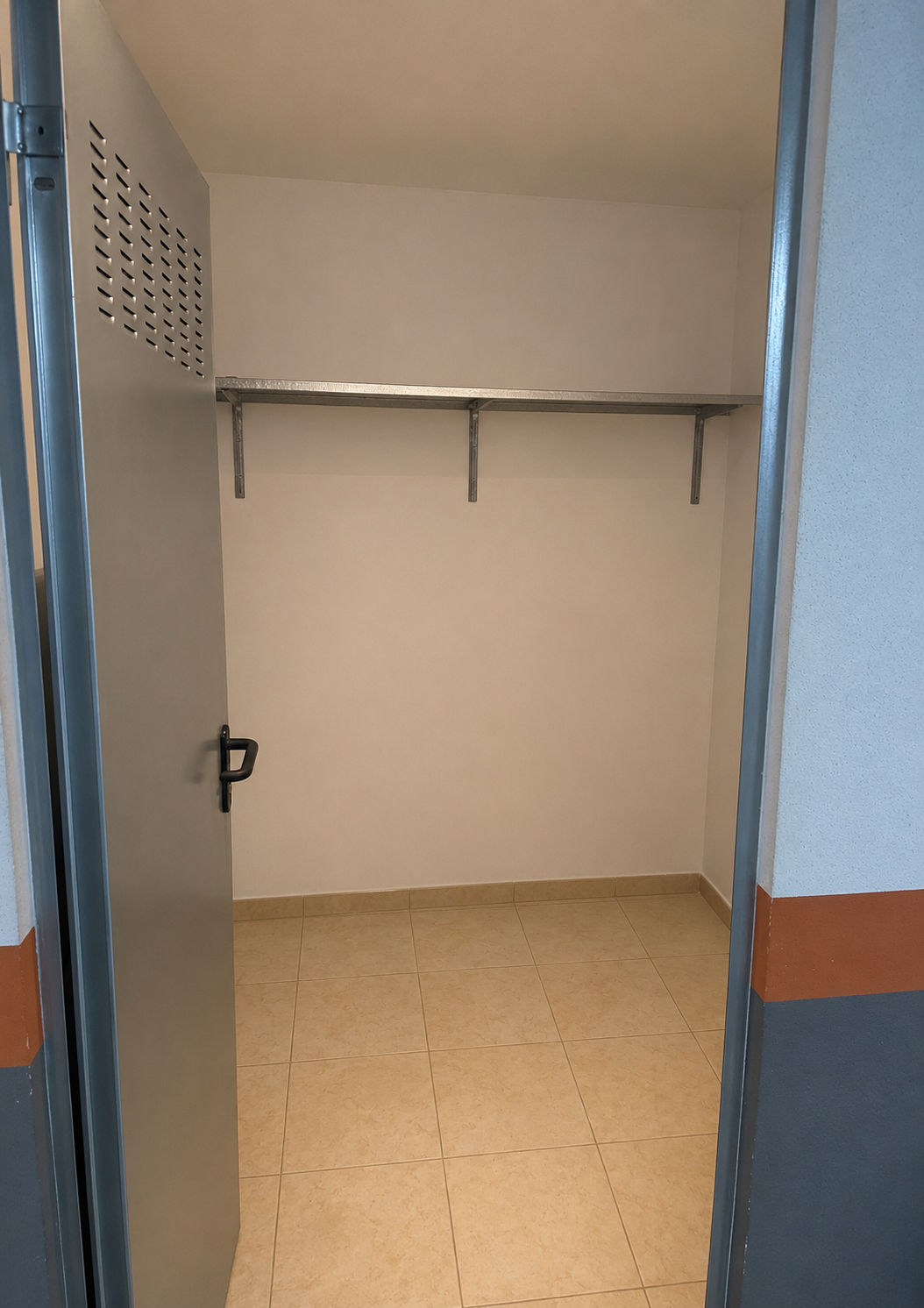Parking + trastero en venta en Alcanar – Avda. Catalunya 1
