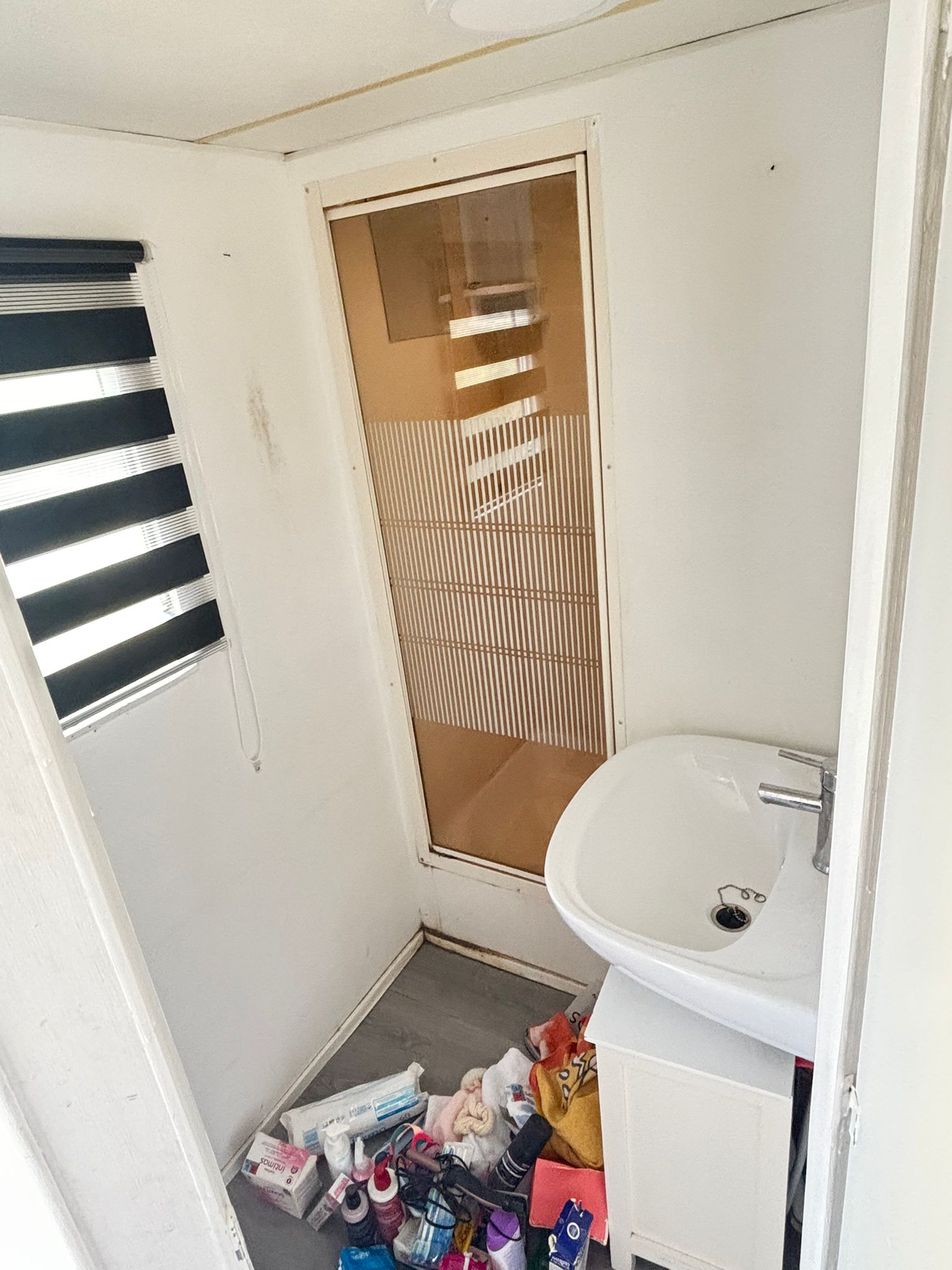 Mobile Home de 48 m² totalmente equipada con 3 habitaciones y baño completo (VALENCIA) miniatura 8