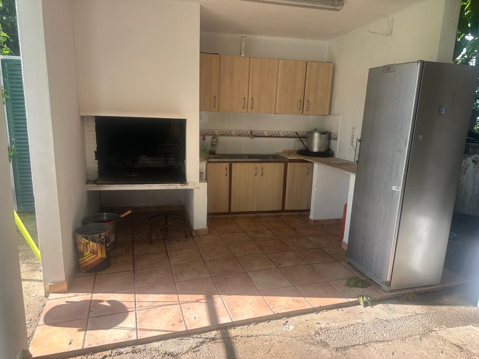 Venta del 50% indiviso de CHALET URBANO - Calle Ralinga nº 1, Vinaròs (Castellón). miniatura 3