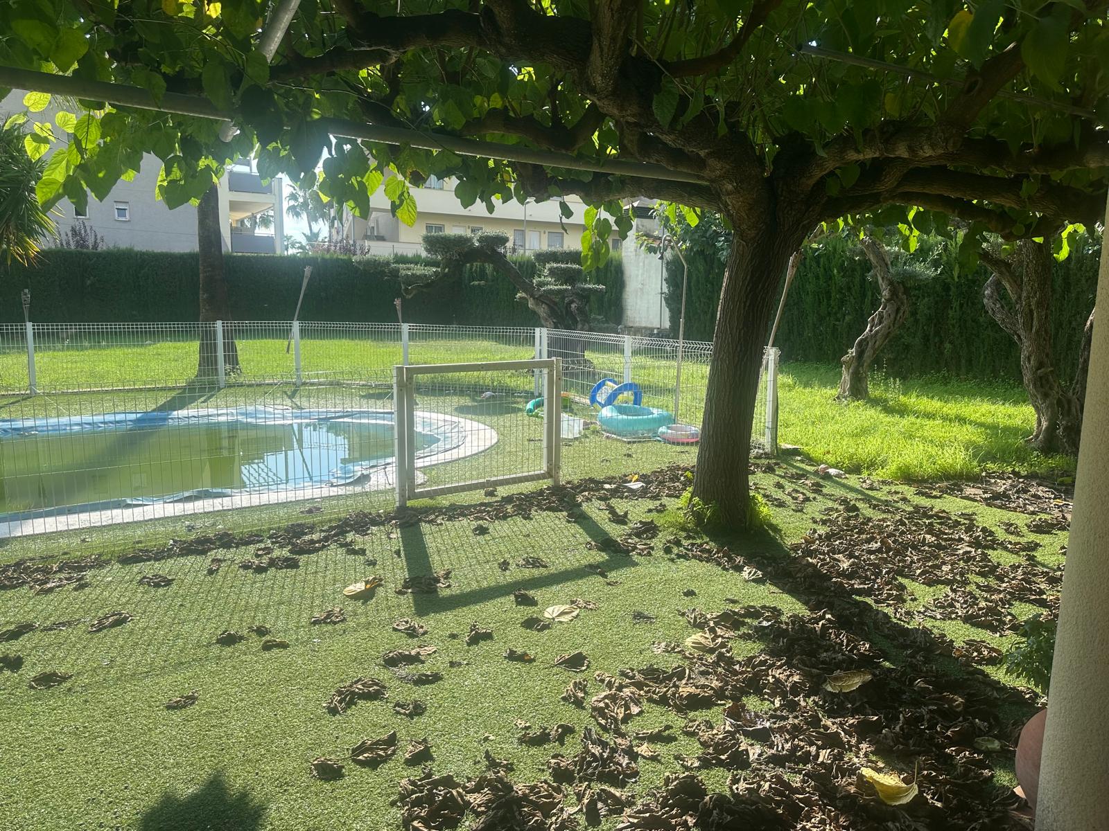 Venta del 50% indiviso de CHALET URBANO - Calle Ralinga nº 1, Vinaròs (Castellón). miniatura 5