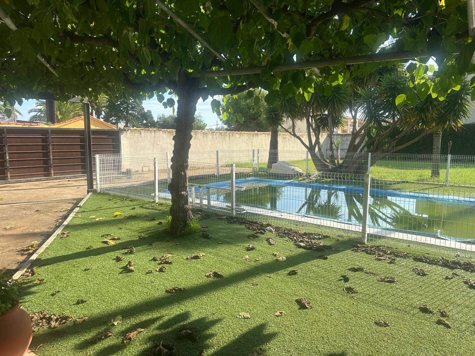 Venta del 50% indiviso de CHALET URBANO - Calle Ralinga nº 1, Vinaròs (Castellón). miniatura 9