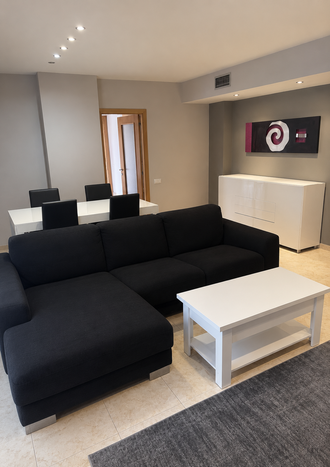 Amplio ático moderno con gran terraza privada miniatura 4