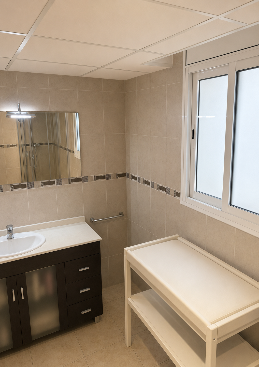 Amplio ático moderno con gran terraza privada 1